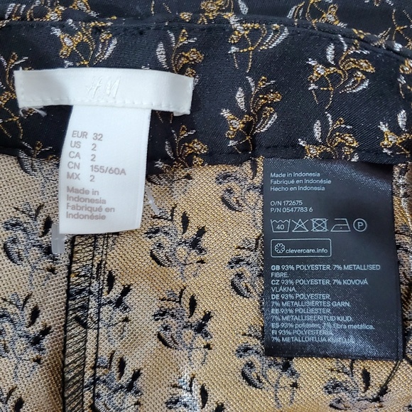 H&M Black Pants w/ Gold & Silver Pattern Threading - Picture 7 of 7